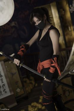 啪嗒啪嗒的視頻高清播放